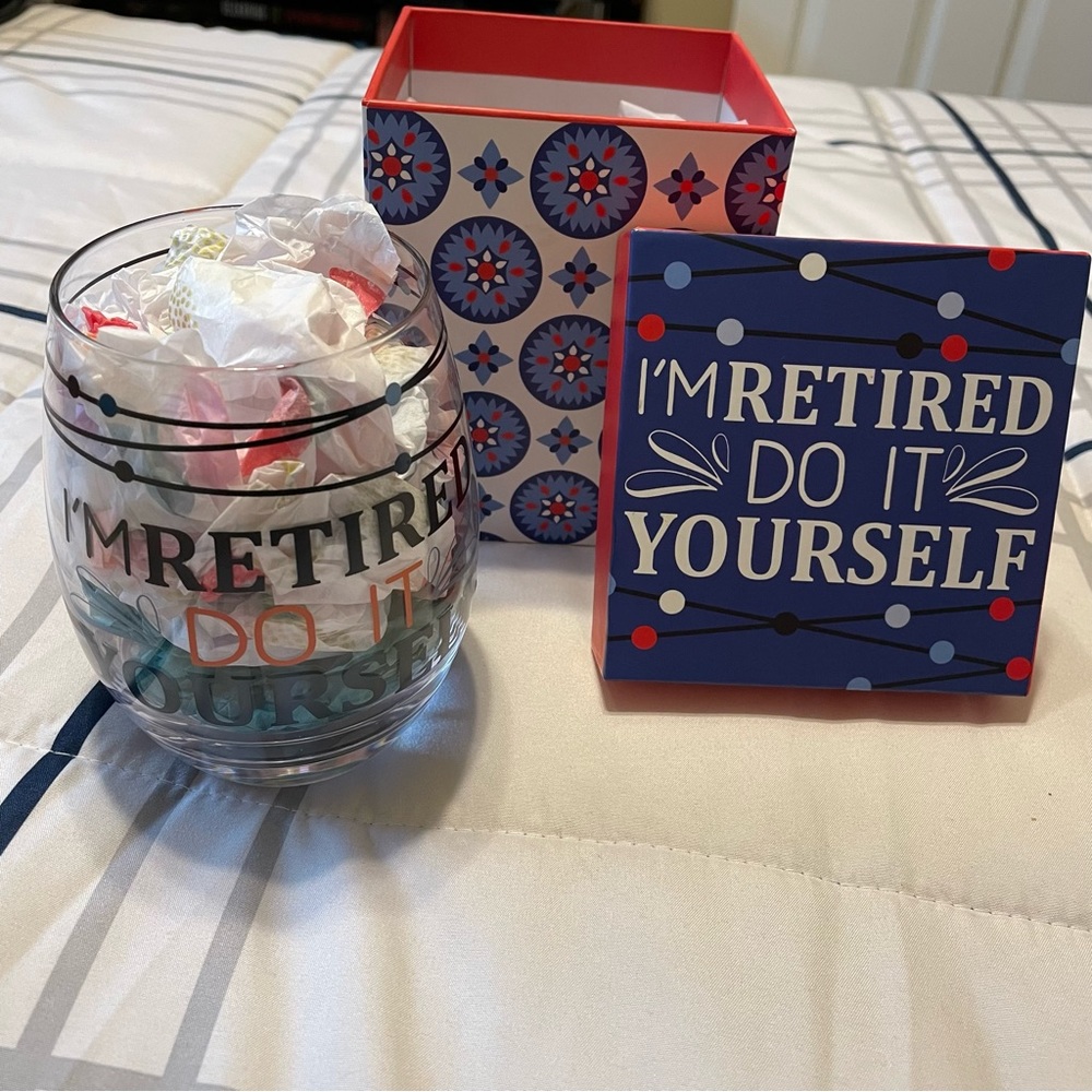 5” stemless wine glass w/gift box included